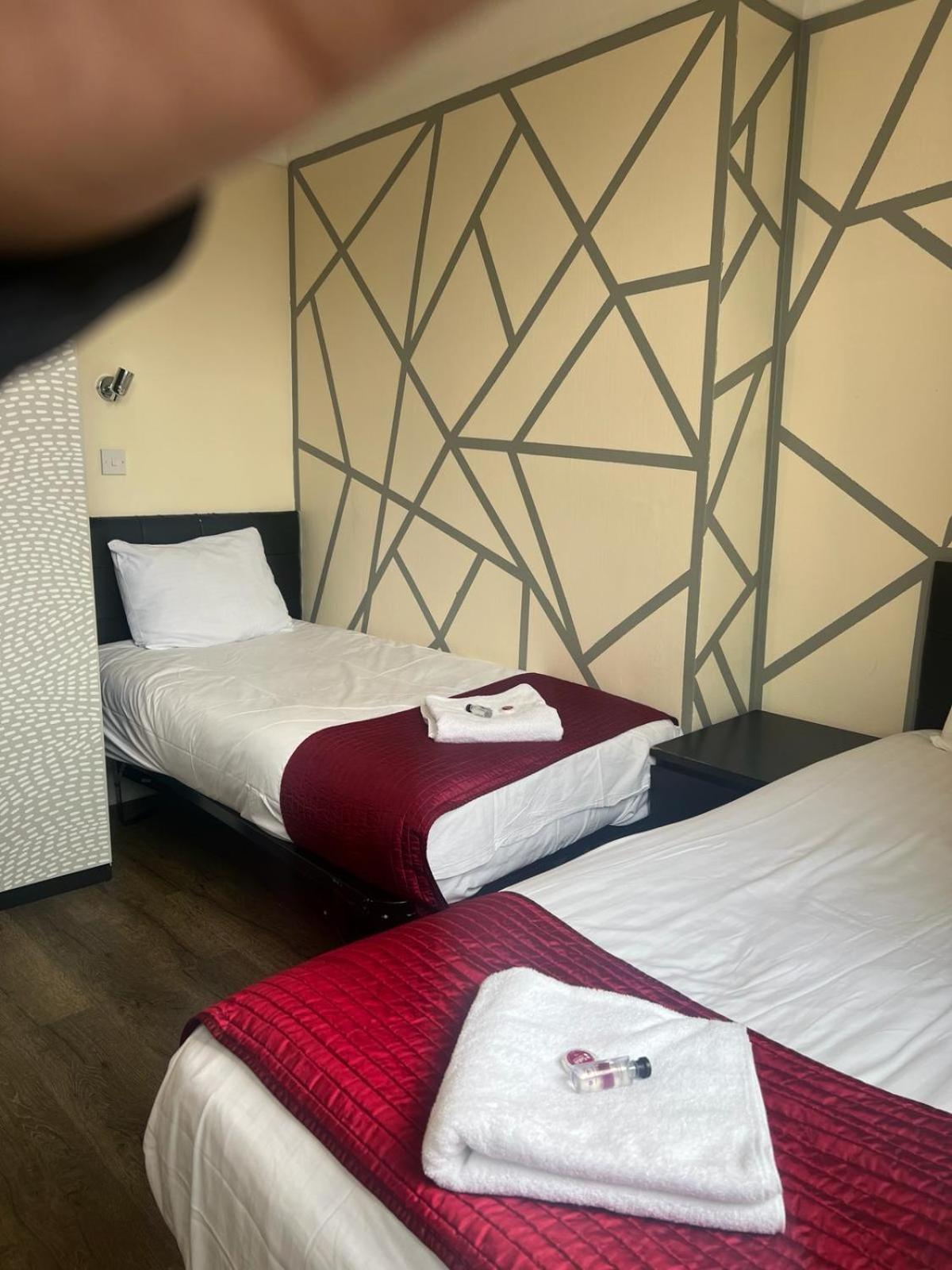 Saba Rooms And Apartments Londyn Zewnętrze zdjęcie