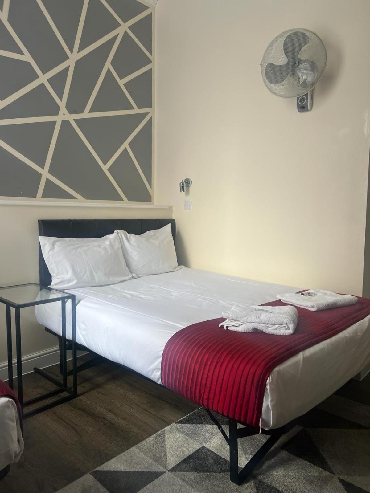 Saba Rooms And Apartments Londyn Zewnętrze zdjęcie